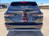 New 2025 Mitsubishi Outlander SE image 4