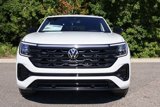 New 2026 Volkswagen Atlas Cross Sport SEL R-Line image 2