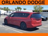 New 2025 Chrysler Pacifica Limited image 4