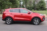 Used 2022 Kia Sportage LX image 3
