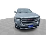 Used 2023 GMC Acadia SLE image 2