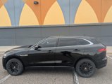Used 2019 Jaguar F-PACE Prestige image 2