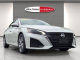 Used 2023 Nissan Altima 2.5 S image 2