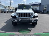 Used 2025 Jeep Wrangler Sahara image 2