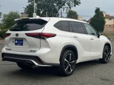 Used 2022 Toyota Highlander XSE image 4