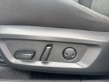 Used 2022 Nissan Rogue SV image 3