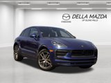 Used 2022 Porsche Macan image 2