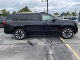 New 2025 Ford Expedition Max Platinum image 3