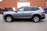 Used 2023 Volkswagen Atlas SE image 2