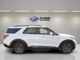 Certified 2022 Ford Explorer XLT w/ Equipment Group 202A image 3
