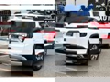 Used 2023 GMC Acadia SLT image 2