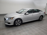 Used 2021 Nissan Altima 2.5 SV image 2
