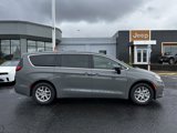 New 2025 Chrysler Pacifica Select image 5