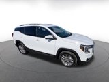 Used 2024 GMC Terrain SLT image 2