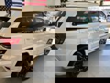 Used 2017 Jeep Grand Cherokee Altitude image 4