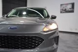 Used 2022 Ford Escape SE image 4