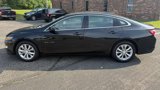 Used 2020 Chevrolet Malibu LT image 2