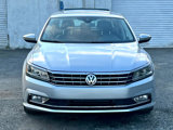 Used 2018 Volkswagen Passat 2.0T SEL Premium image 2
