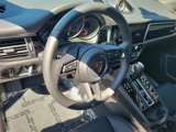 Certified 2025 Porsche Macan image 4