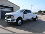 New 2025 Ford F450 Platinum w/ FX4 Off-Road Package image 2