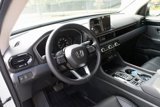 New 2025 Honda Pilot Touring image 3