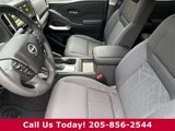 Used 2025 Nissan Frontier SV image 5
