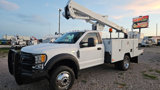 Used 2017 Ford F550 4x4 Regular Cab Super Duty image 2
