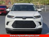 Used 2025 Toyota Grand Highlander AWD image 2