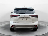 Used 2024 Toyota Highlander LE image 4