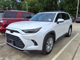 Used 2024 Toyota Grand Highlander Platinum image 3