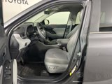 Certified 2023 Toyota Highlander L image 3