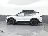 New 2025 Mitsubishi Outlander SE image 2
