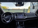Used 2017 Toyota Highlander Limited Platinum image 5