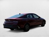 Used 2024 Hyundai Elantra SEL image 5