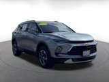 Used 2024 Chevrolet Blazer LT image 3