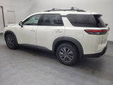 Used 2022 Nissan Pathfinder SV image 3