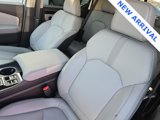 Used 2025 Honda Pilot Touring image 6