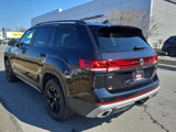 New 2025 Volkswagen Atlas Peak Edition SE image 4