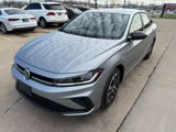 Used 2025 Volkswagen Jetta Sport image 4