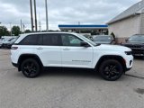 Certified 2024 Jeep Grand Cherokee Altitude image 2