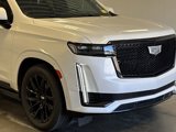 Used 2023 Cadillac Escalade Sport Platinum w/ LPO, ONYX Package image 3