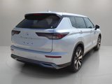 New 2025 Mitsubishi Outlander SE image 6