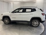 Used 2022 Jeep Compass Latitude image 3