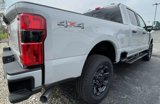 New 2025 Ford F350 4x4 Crew Cab Super Duty image 6