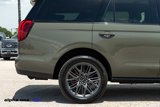 New 2025 Ford Expedition Platinum image 5