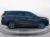 Used 2016 Toyota Highlander XLE image 4