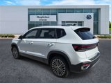 New 2025 Volkswagen Taos SE image 4