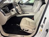 Used 2025 Volvo XC90 B5 Plus w/ Protection Package Premier image 4
