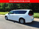 Certified 2023 Chrysler Pacifica Touring-L image 6