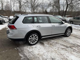 Used 2017 Volkswagen Golf Alltrack SE image 5